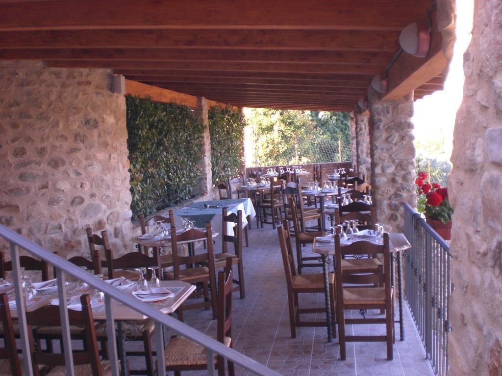 La Locanda Del Colle Bed and Breakfast Canalicchio Εξωτερικό φωτογραφία